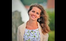 Cô gái có thể chết nếu ăn bất kỳ thứ gì ngoài cơm và rau