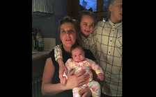 Mẹ bị ung thư vì bào thai phát triển bất thường