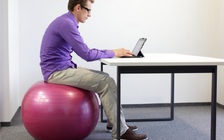 Những cách thông minh để tranh thủ tập luyện tại nơi làm việc