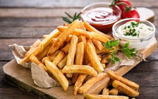 Giảm cholesterol là tốt nhưng giảm quá thấp sẽ dễ bị đột quỵ