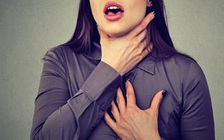 Cô gái chết do mắc nghẹn khi ăn cùng lúc 3 cái bánh