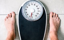 Chàng trai giảm 75 kg trong 1 năm để được đi... lính