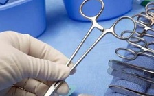 Chuyện lạ: Cậu bé sinh ra có 2 dương vật với đầy đủ chức năng