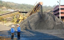 Nhập khẩu than trong 3 tháng gần bằng kế hoạch cả năm