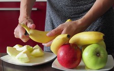 Nếu muốn không gặp bác sĩ: Mỗi ngày ăn 1 quả chuối hoặc táo!