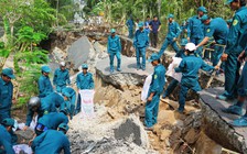 Liên tiếp sạt lở đất vì khô hạn
