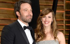 Ben Affleck và Jennifer Garner hoãn ly hôn sau một năm công bố chia tay