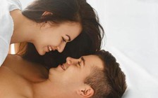 Vì sao nhiều phụ nữ phải tắt đèn khi làm 'chuyện ấy'?