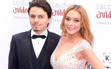 Dù bị đánh, Lindsay Lohan nói vẫn yêu triệu phú trẻ