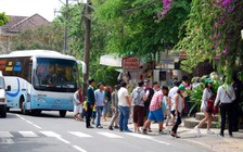 Mạnh tay dẹp nạn 'cò du lịch'