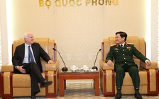 Bộ trưởng Bộ Quốc phòng tiếp đoàn Ủy ban Quân vụ Thượng viện Mỹ