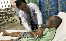 Cứu sống cụ ông ngưng tim trên đường đi cấp cứu