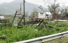 Đường sắt bắc - nam vẫn ách tắc do sạt lở khu Đèo Cả