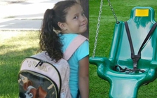 Bé gái 6 tuổi tử vong do mắc kẹt vào xích đu trường học ở Mỹ