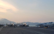 Ngắm dàn chiến cơ 'xếp cánh' trên boong tàu sân bay USS Carl Vinson