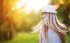 Những cách khắc phục tóc khô mùa nóng nắng