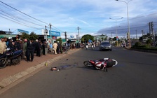 Dân bao vây, đập phá xe khách sau khi xảy ra tai nạn chết người