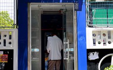 Ì ạch chuyển đổi thẻ ATM từ sang chip