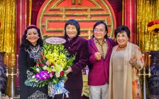 NSND Minh Vương vừa cúng Tổ vừa nhận danh hiệu