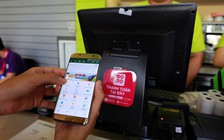 Xu hướng thanh toán không dùng tiền mặt tăng mạnh