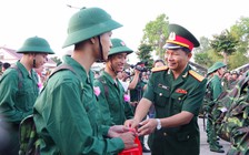 Hàng ngàn thanh niên ở Sóc Trăng, Bạc Liêu lên đường nhập ngũ