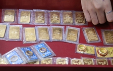 Thị trường vàng lặng sóng, chờ 'bão'?