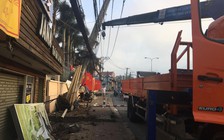 TP.HCM: Trụ điện đường dây trung thế bị tông gãy trên Quốc lộ 1K