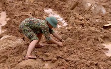 Không làm đau đồng đội