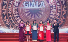 Trao Giải báo chí '75 năm Quốc hội Việt Nam'