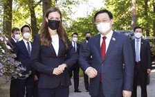 Đề nghị Phần Lan chia sẻ, nhượng lại vắc xin Covid-19 dôi dư