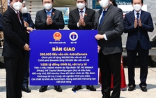 Bàn giao 200.000 liều vắc xin AstraZeneca do Bỉ và Slovakia hỗ trợ
