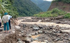 Vùng áp thấp trên Biển Đông gây mưa lớn ở Nam bộ, Tây nguyên