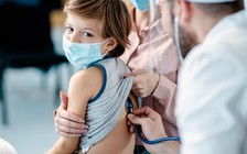 Hóa ra đây là lý do trẻ em chống lại Covid-19 tốt hơn so với người lớn