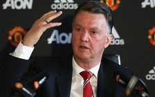 Van Gaal khẳng định sẽ ở lại cùng M.U dự Champions League