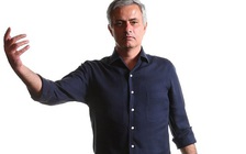 Mourinho đang bận… đi du lịch và chưa ký hợp đồng với M.U