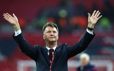 Van Gaal bị sa thải dù M.U vô địch Cúp FA