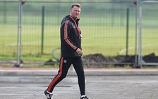 Van Gaal sắp thoát cảnh thất nghiệp