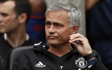 Vừa về M.U, Mourinho đã có chuyện không hài lòng