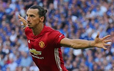 HLV Wenger phải cúi đầu trước Ibrahimovic