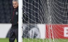 FA chính thức chốt án phạt cho Mourinho