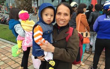 Báo Thanh Niên đưa người bán báo dạo về quê ăn Tết