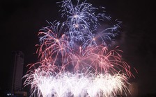 Giá vé lễ hội pháo hoa Đà Nẵng thấp nhất 300.000 đồng