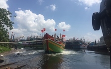 Ngư dân trẻ tiếp tục hạ thủy tàu lớn hành nghề ở biển Đông