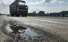 Đầu tuyến cao tốc Đà Nẵng - Quảng Ngãi vừa sửa đã có dấu hiệu hư hỏng