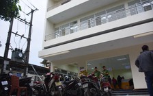 Nam công nhân rơi từ tầng 2 công trình Bưu điện Cẩm Lệ