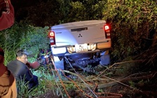 Đà Nẵng: Cứu đôi nam nữ trong ô tô rơi xuống vực ở bán đảo Sơn Trà