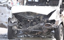 Đà Nẵng: Xe tang đang dừng đèn đỏ bất ngờ bốc cháy dữ dội