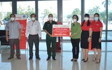 Tài trợ sữa, xe cấp cứu cho ngành y tế TP.Đà Nẵng chống dịch Covid-19