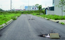 Doanh nghiệp nợ thuế đất, dân mòn mỏi chờ sổ đỏ