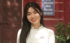 Nữ sinh Huế đạt 10 điểm môn văn: 'Bất ngờ nhận nhiều lời chúc từ người lạ'
